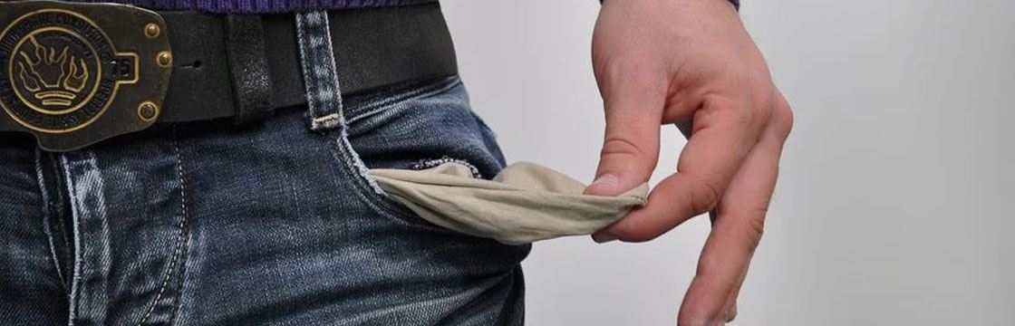 showing pants pocket with no money