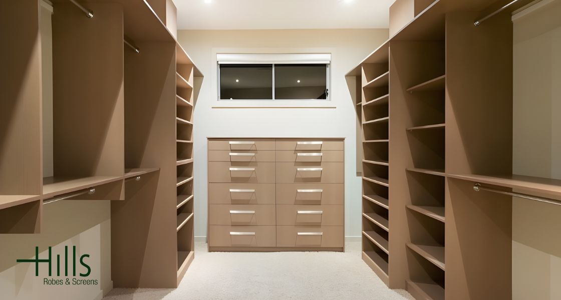 Momentum Spotlight: Hills Robes & Screens